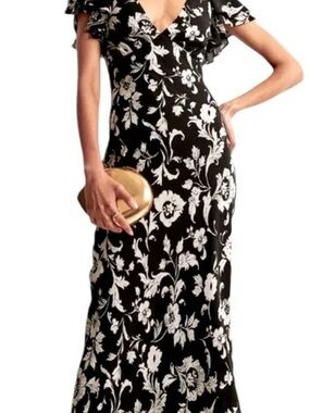 Black & White Floral V-Neck Maxi Dress